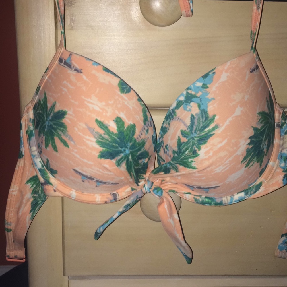 Tropical bikini top